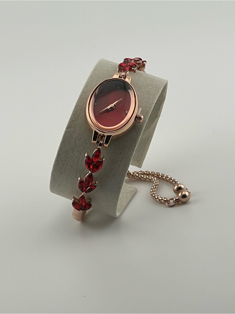 Women's Red stainless Crystal Bracelet Watch in Rose Gold Tone